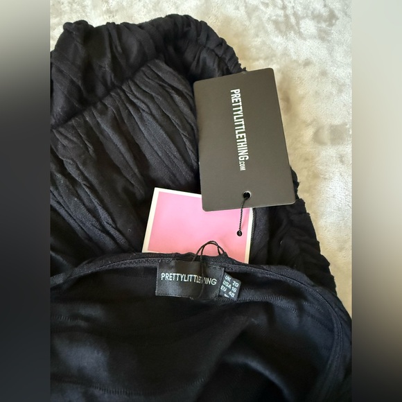 PrettyLittleThing Black Mini Dress - Picture 5 of 5